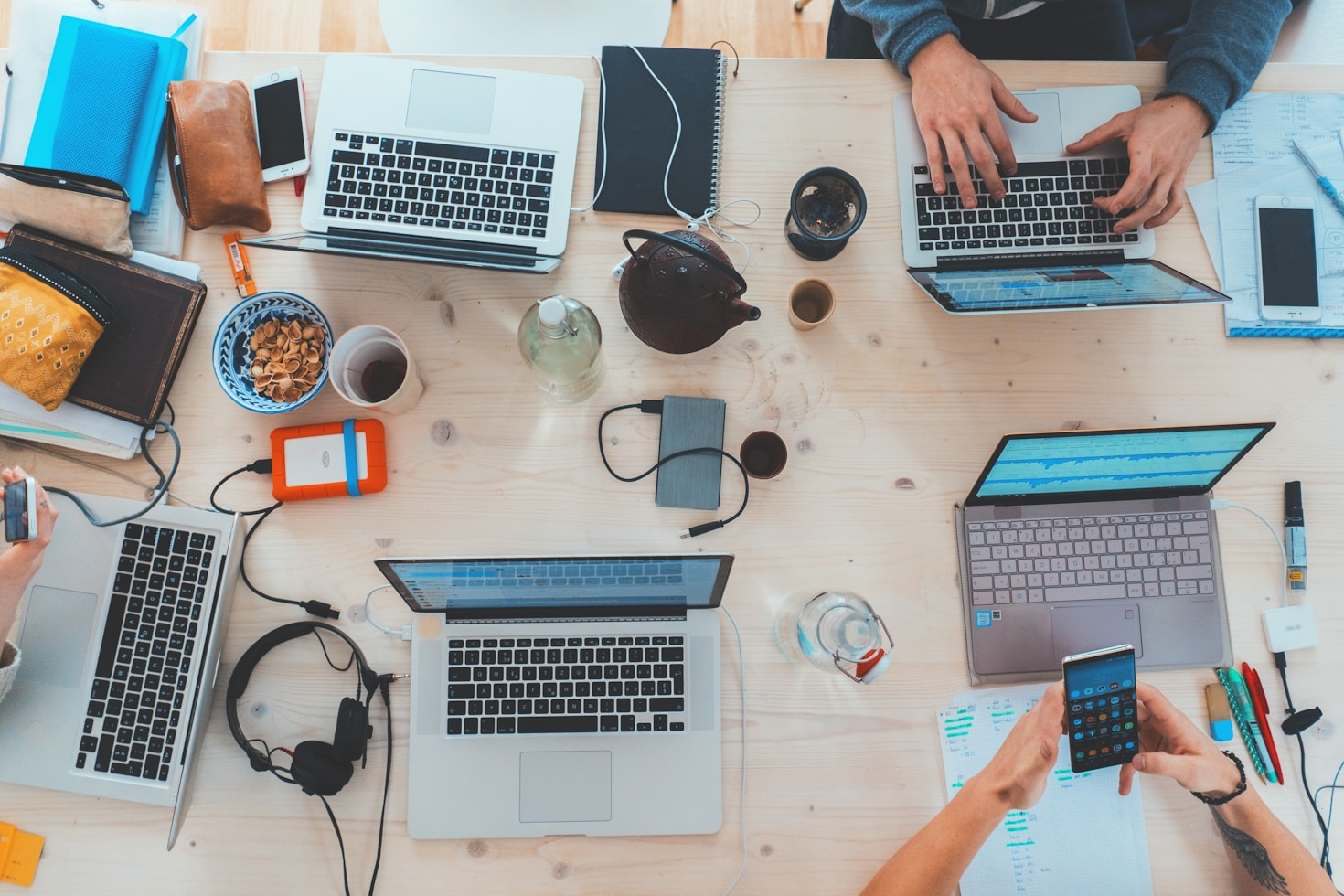 Tendencias tecnológicas que transforman negocios en Colombia
